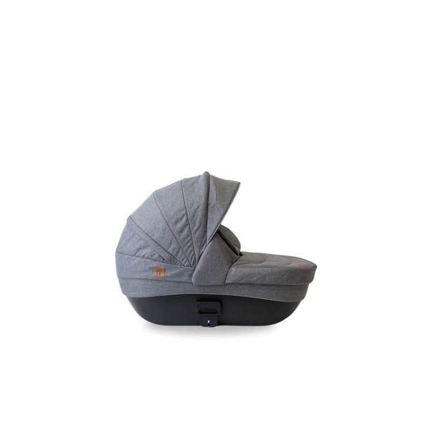 noola carrycot elite sprint bassinet lunar grey baby carriers